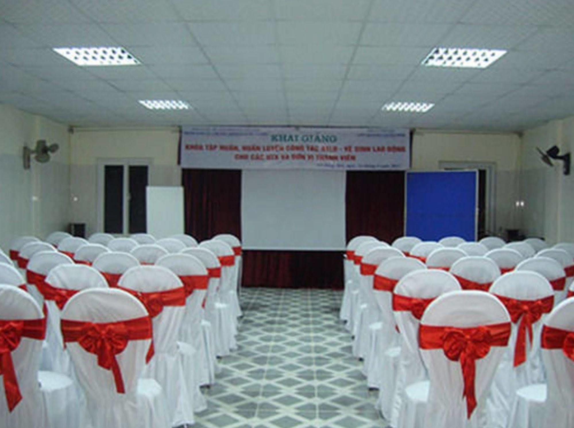 Anh Linh 1 Hotel Dong Hoi Bagian luar foto