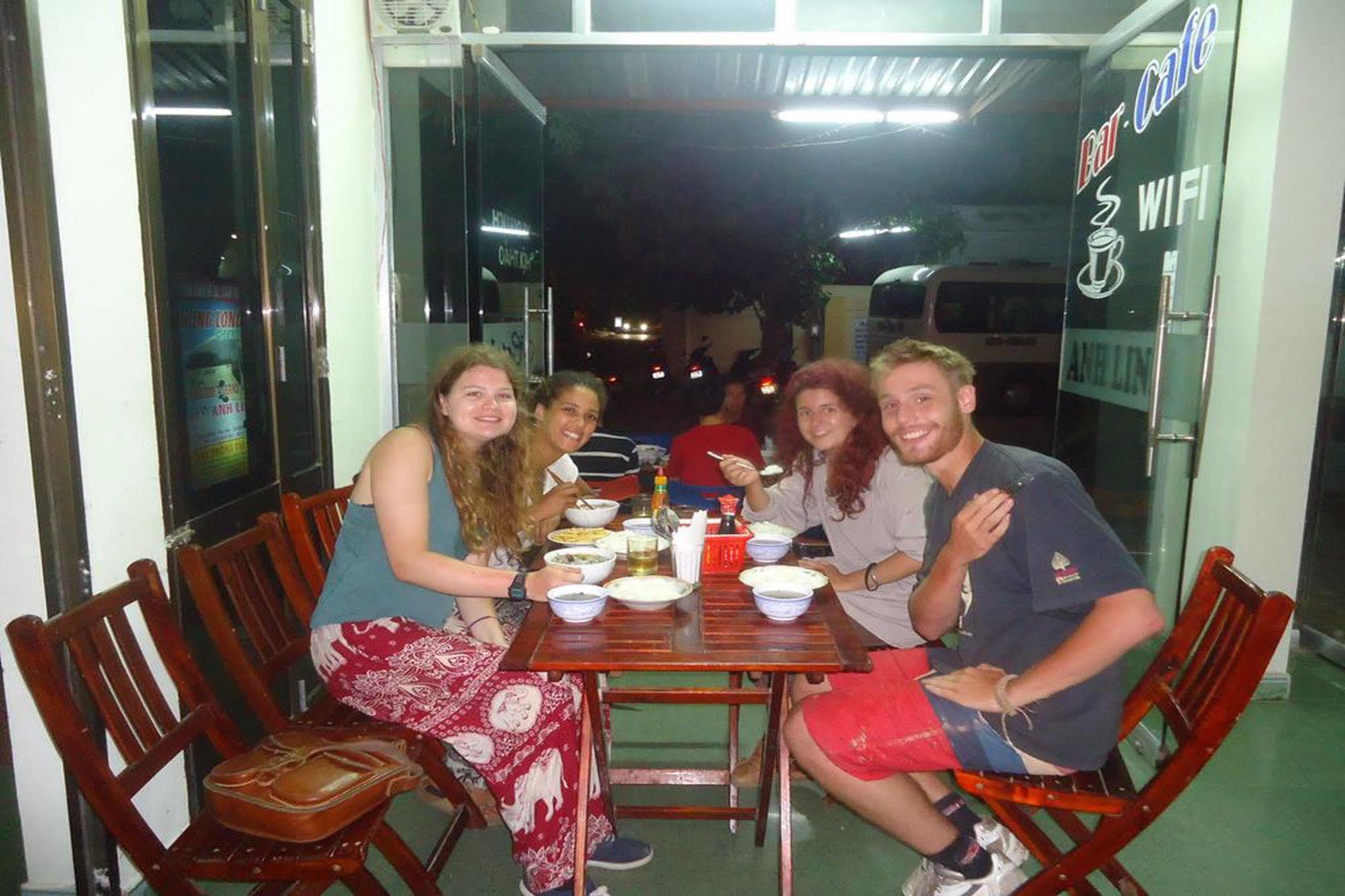 Anh Linh 1 Hotel Dong Hoi Bagian luar foto