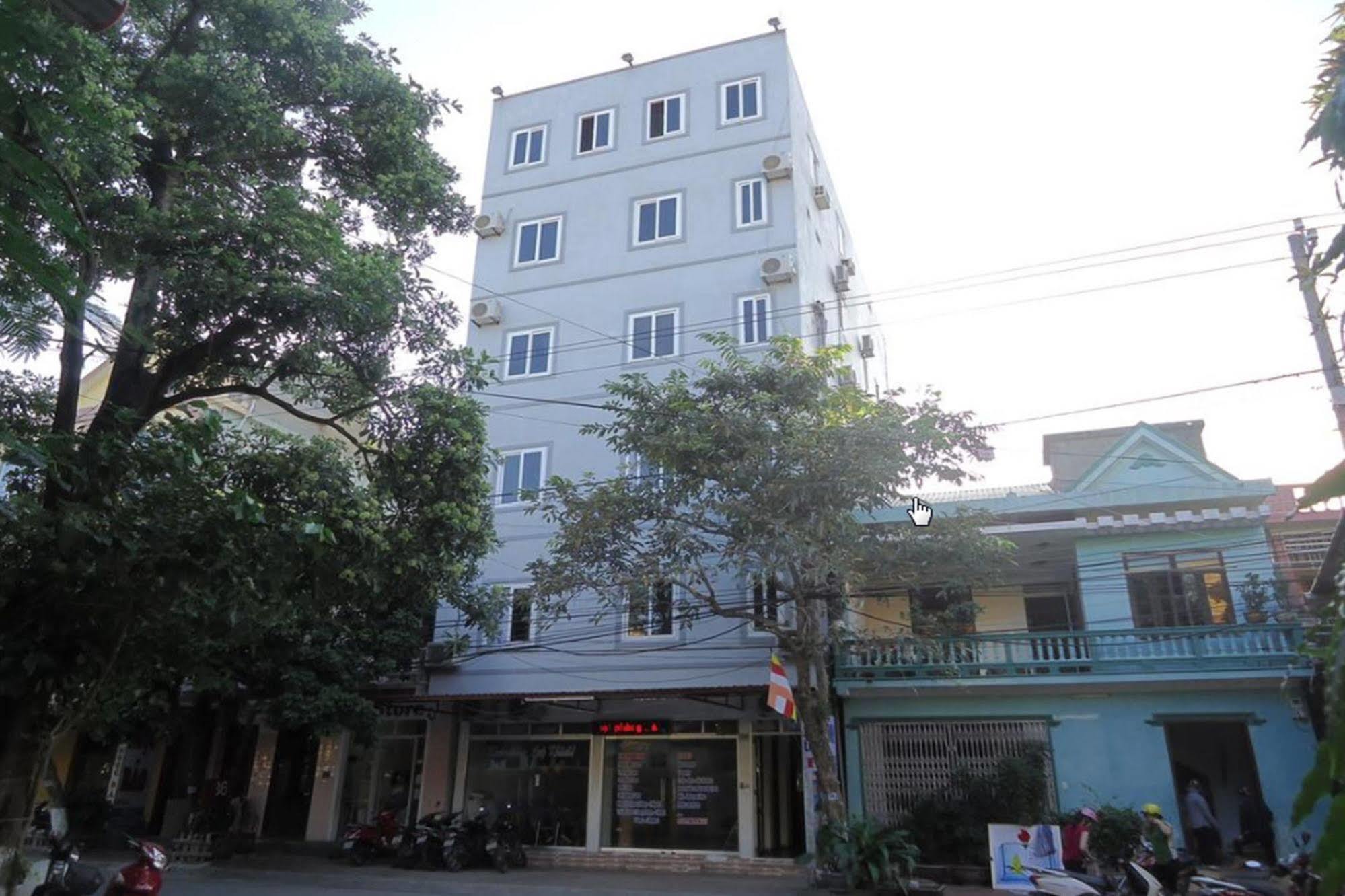 Anh Linh 1 Hotel Dong Hoi Bagian luar foto