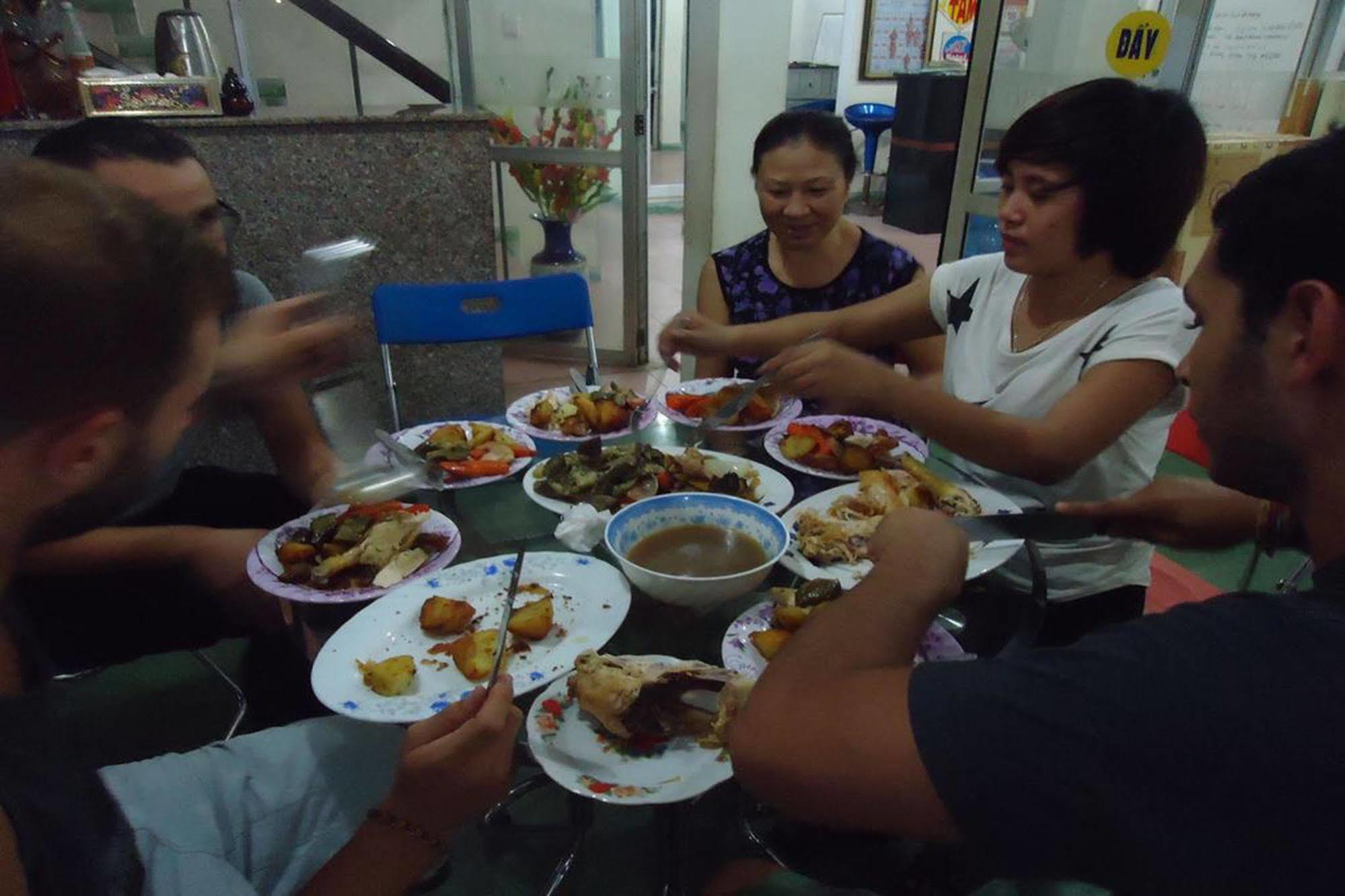 Anh Linh 1 Hotel Dong Hoi Bagian luar foto
